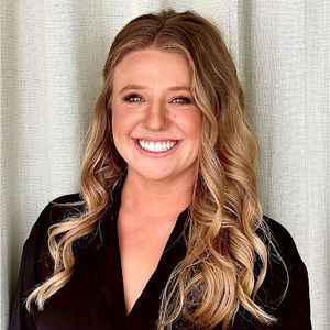 Meet your Posher, Olivia